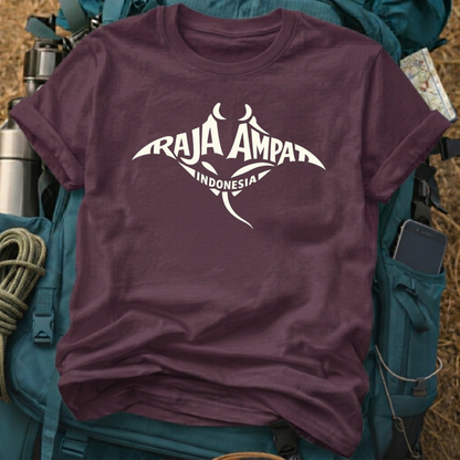 Raja Ampat Indonesia T-Shirt - Manta Ray Dive Graphic Tee