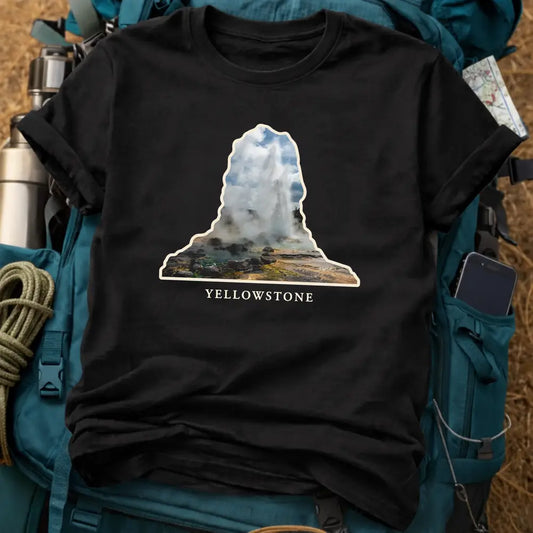 Yellowstone US T-Shirt – Retro Photographic Old Faithful Geyser Graphic Tee